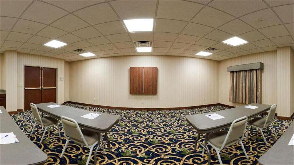 Holiday Inn Express & Suites Midwest City By Ihg Eksteriør bilde