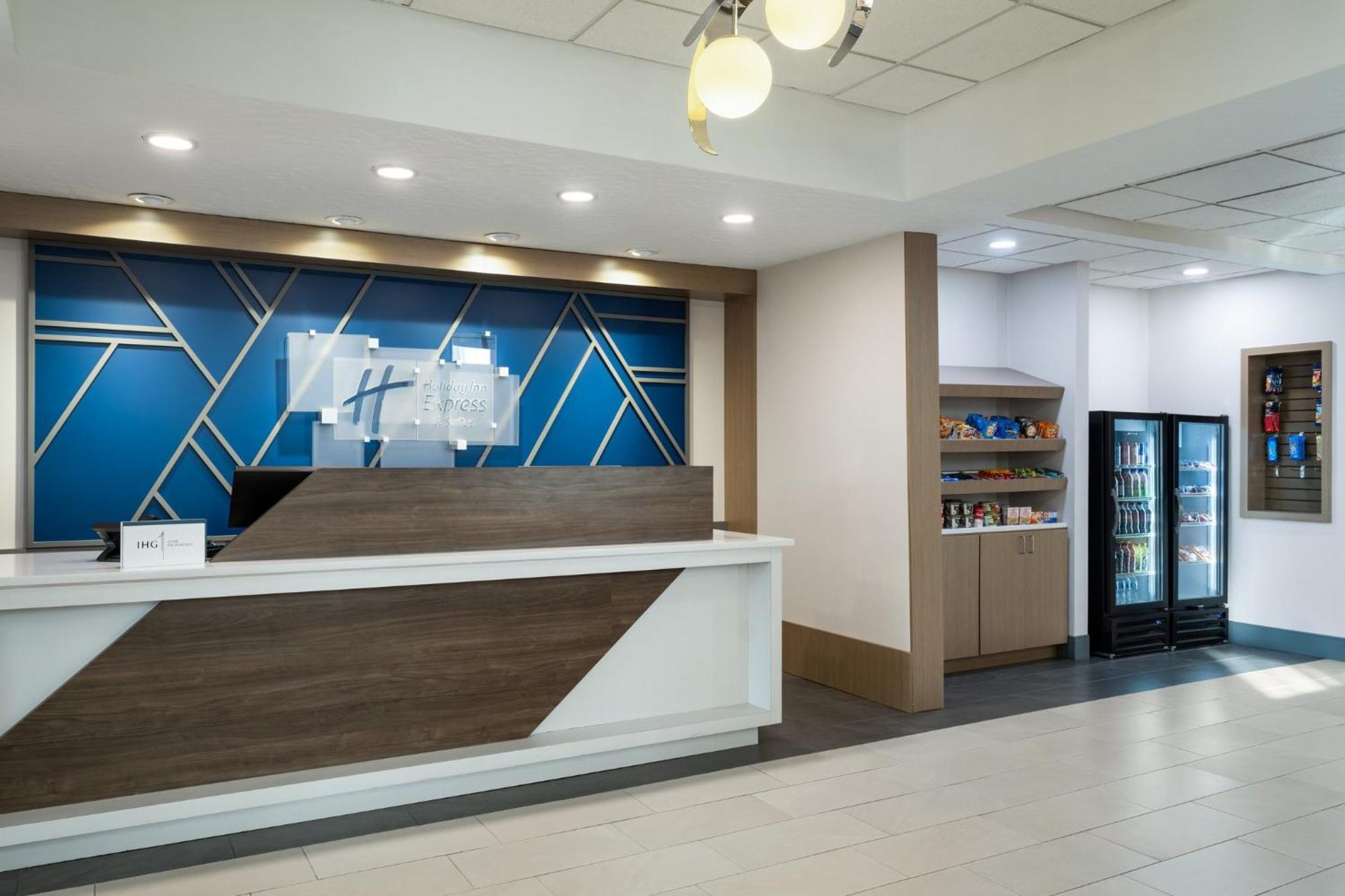 Holiday Inn Express & Suites Midwest City By Ihg Eksteriør bilde