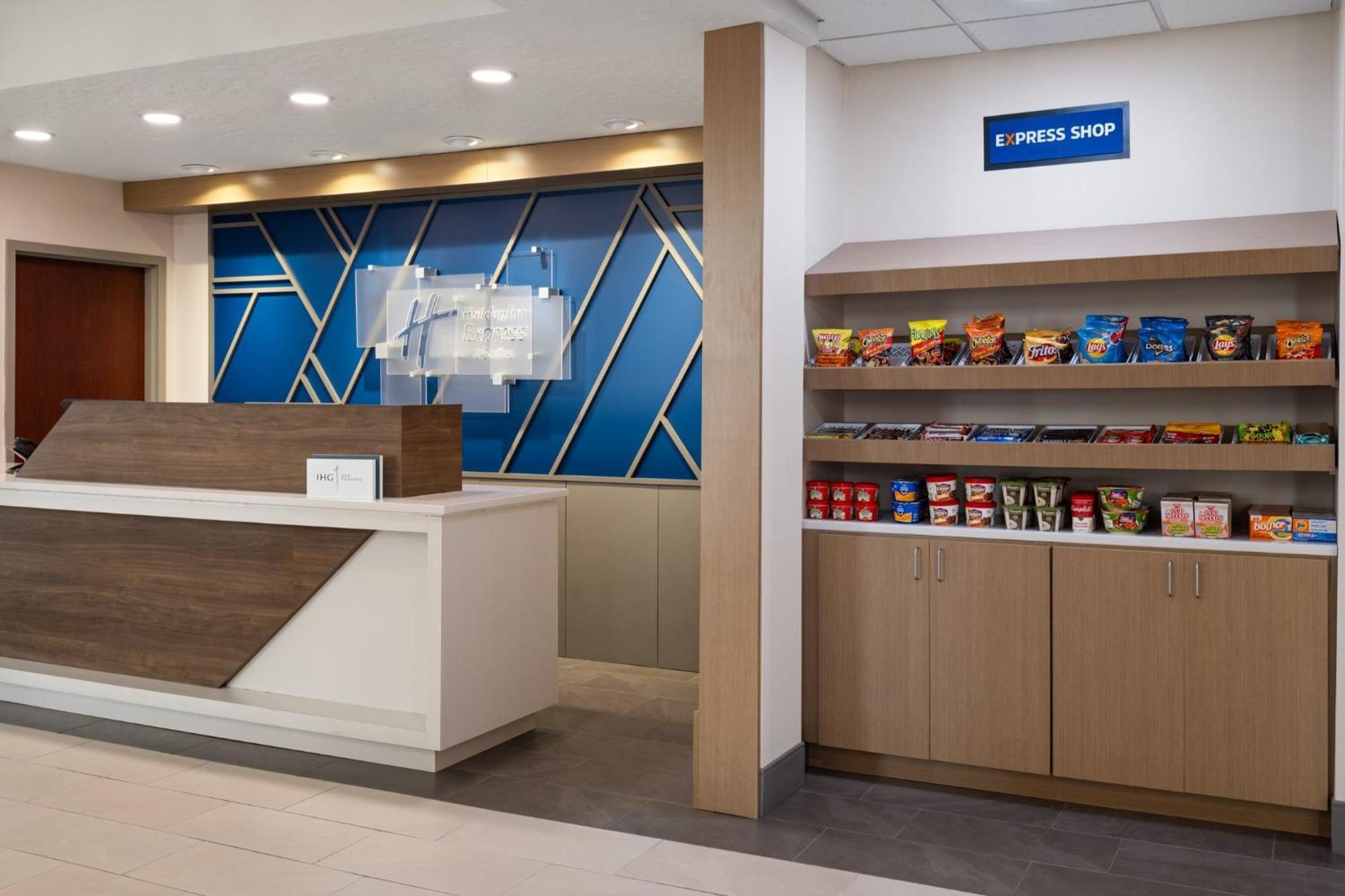 Holiday Inn Express & Suites Midwest City By Ihg Eksteriør bilde