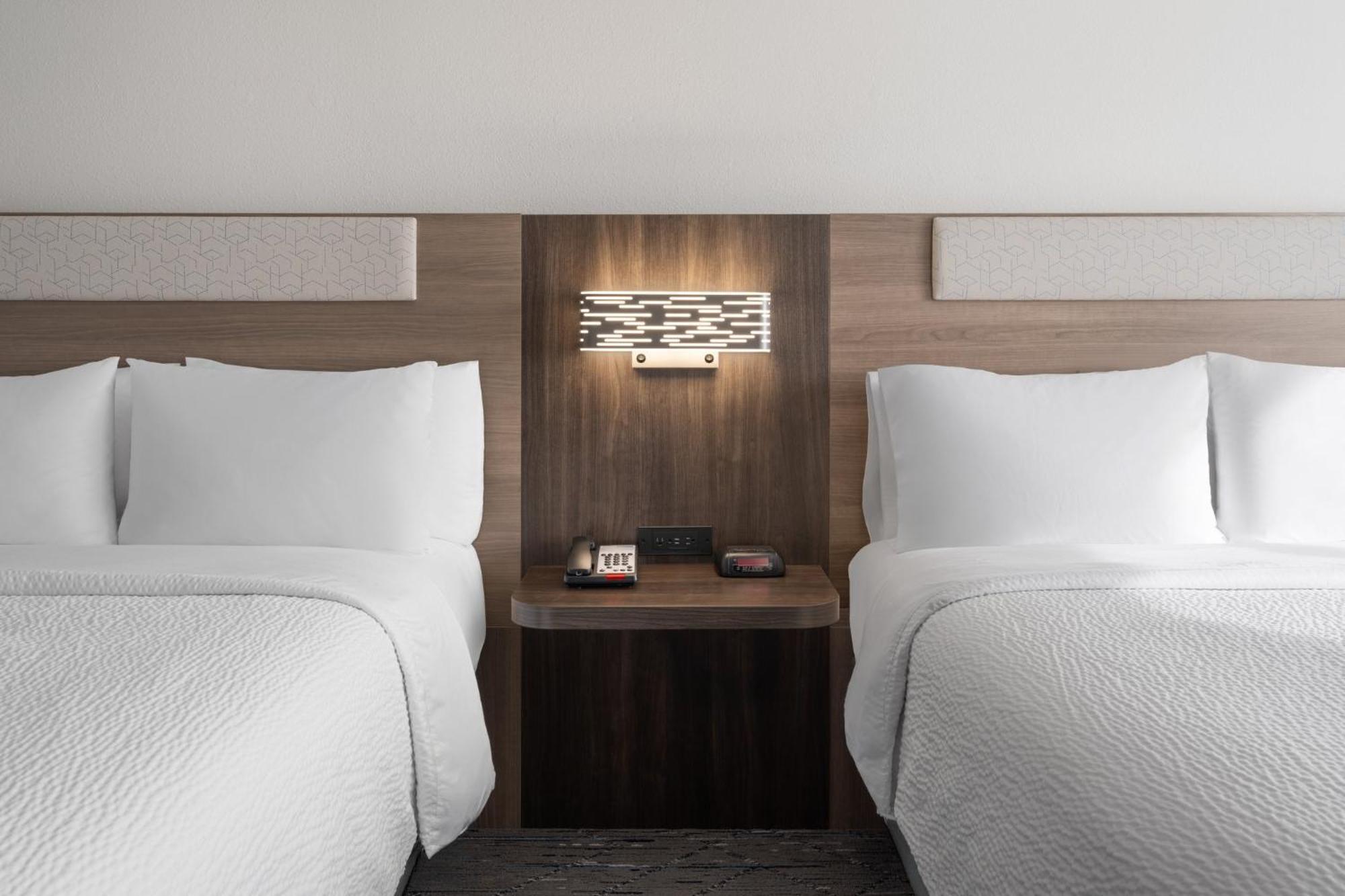 Holiday Inn Express & Suites Midwest City By Ihg Eksteriør bilde