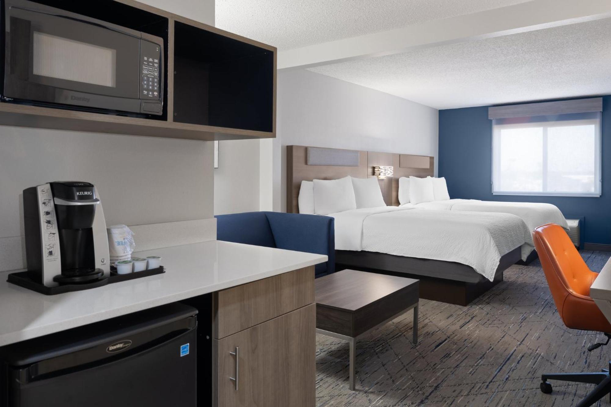 Holiday Inn Express & Suites Midwest City By Ihg Eksteriør bilde
