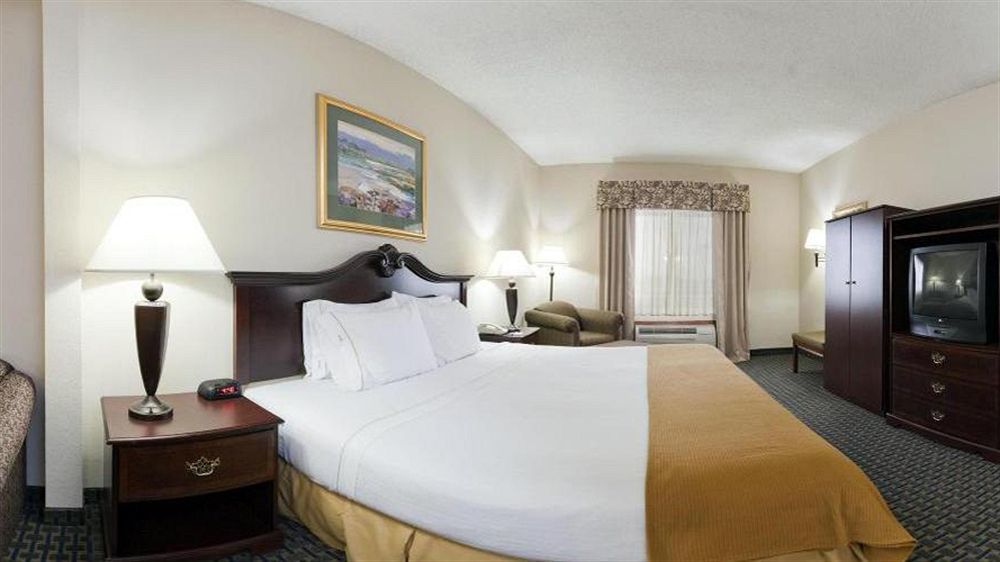 Holiday Inn Express & Suites Midwest City By Ihg Eksteriør bilde