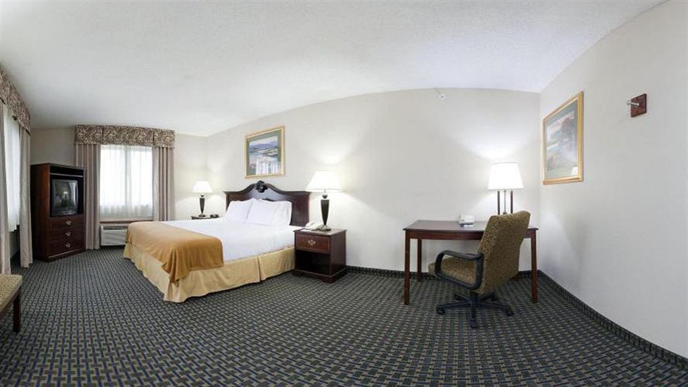 Holiday Inn Express & Suites Midwest City By Ihg Eksteriør bilde