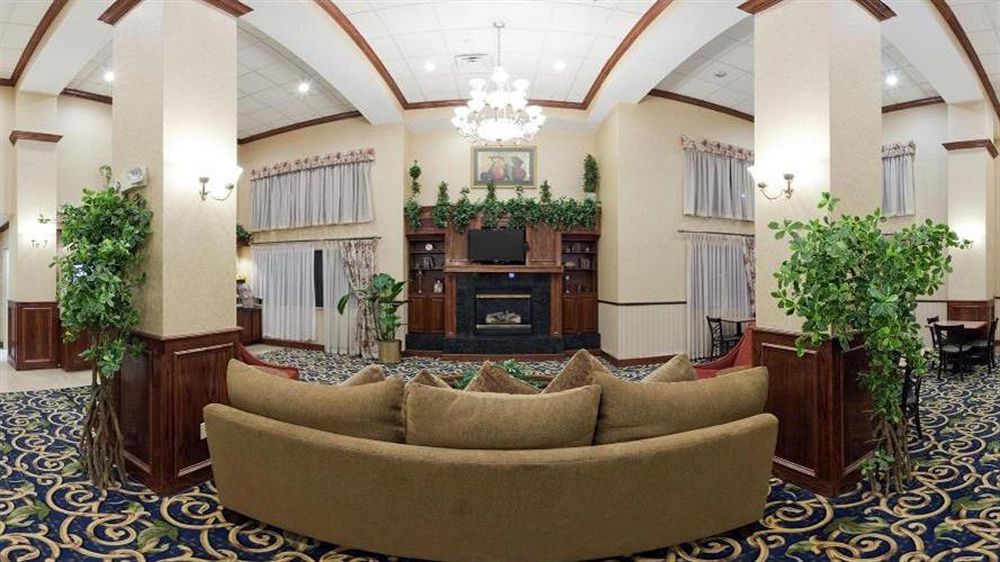 Holiday Inn Express & Suites Midwest City By Ihg Eksteriør bilde